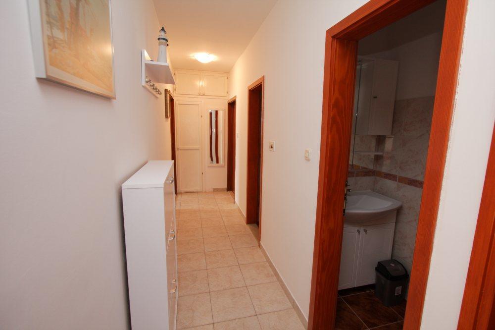 Apartment Miljenko Tomic Splitska Exterior foto
