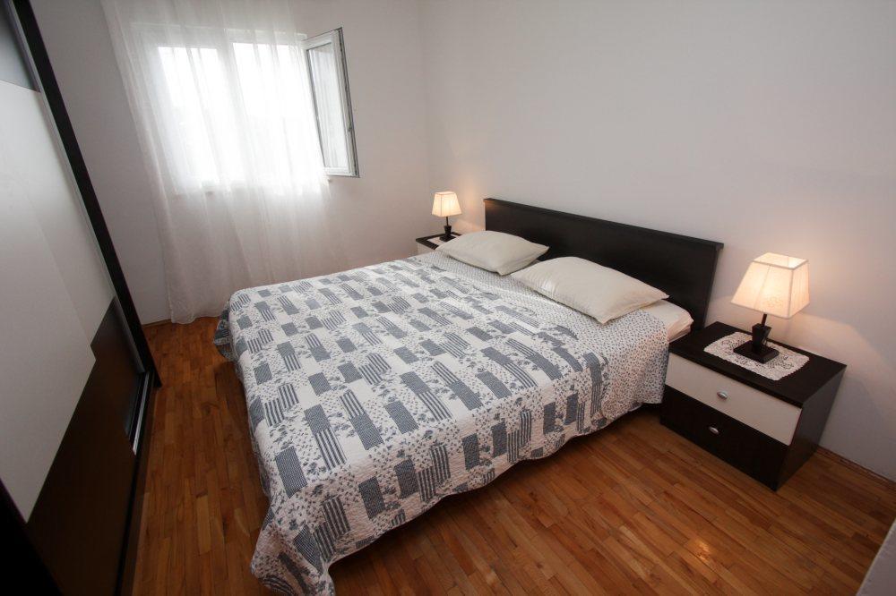 Apartment Miljenko Tomic Splitska Exterior foto